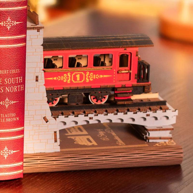 Diyion™ | Vintage Railway train Bookends - Diyion