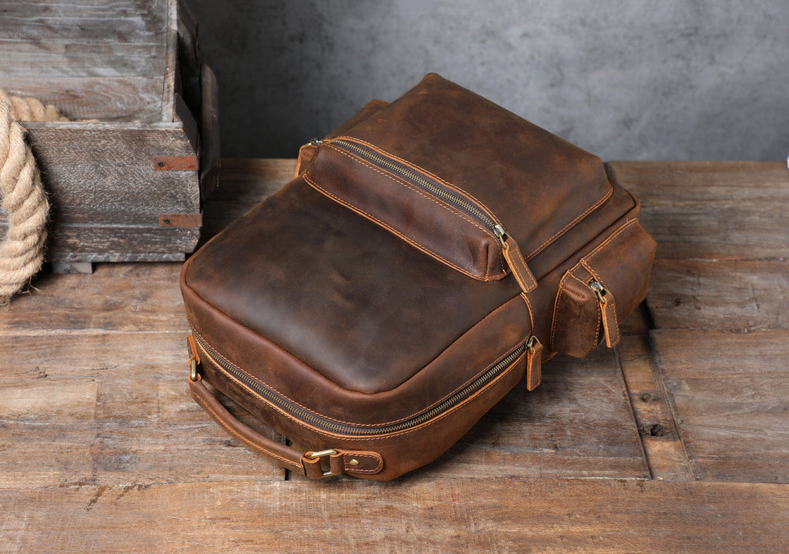 Lederrucksack mit Laptopfach 20 L – Aya — 28