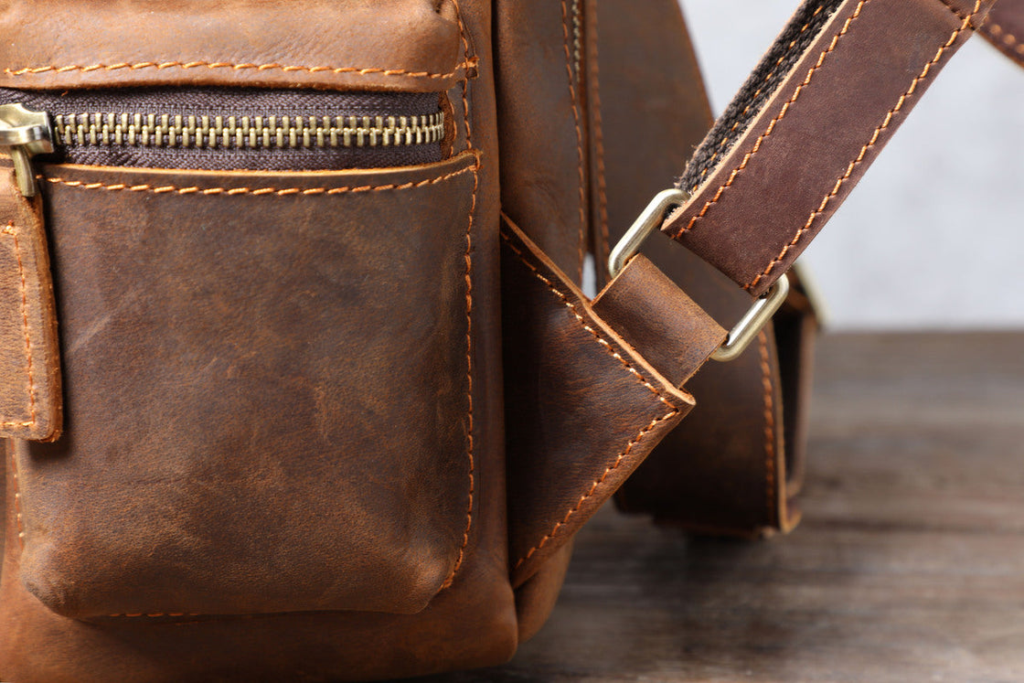 Lederrucksack mit Laptopfach 20 L – Aya — 33