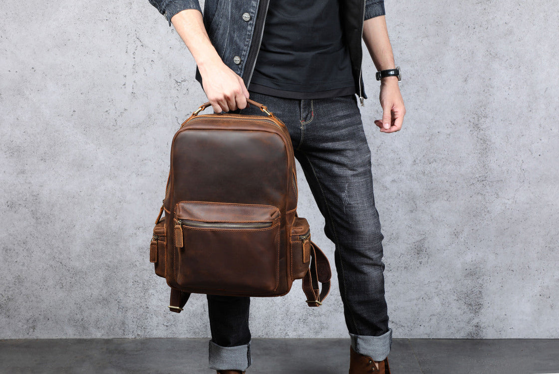 Lederrucksack mit Laptopfach 20 L – Aya — 41