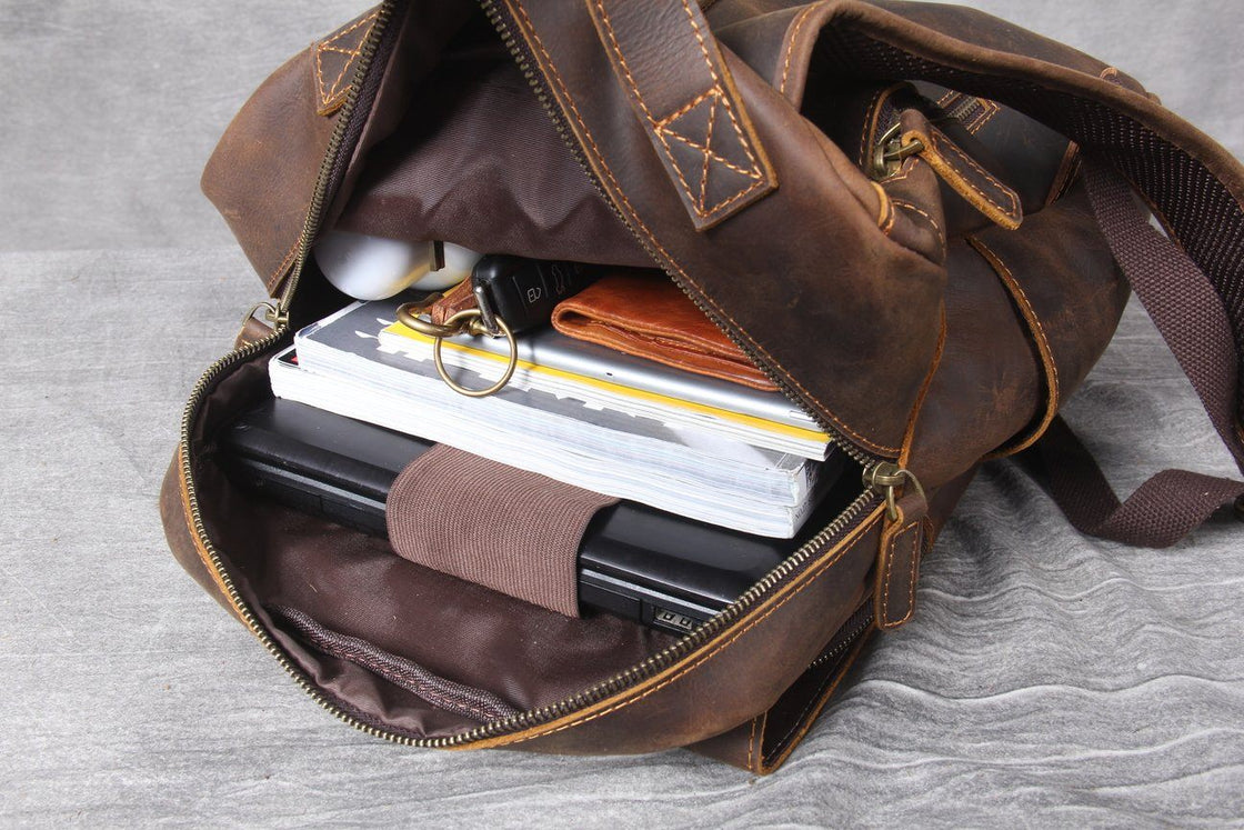 Lederrucksack mit Laptopfach 15 L – Carea — 56