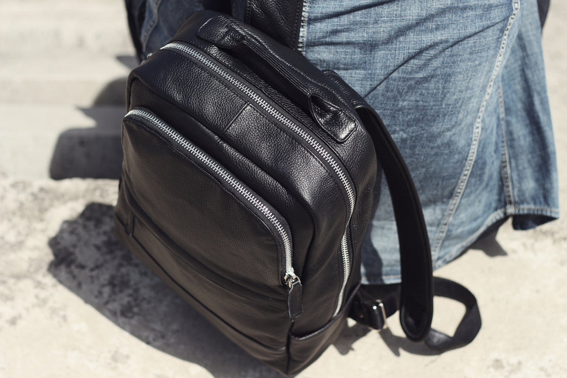 Sac à dos en cuir pour ordinateur 16 L – Dôme — 37