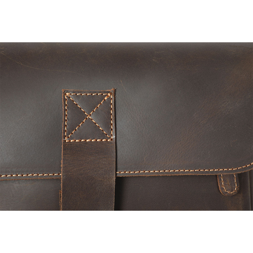 Leder-Umhängetasche 3,6 L – Jaya — 9