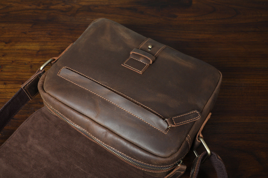 Leder-Umhängetasche 3,6 L – Jaya — 22