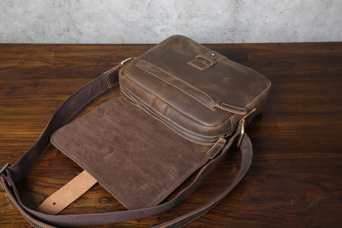 Leder-Umhängetasche 3,6 L – Jaya — 28