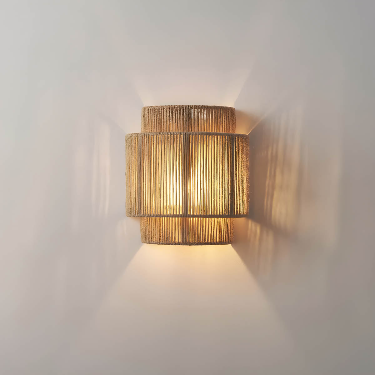 HikariGlow – Modern Wall Lamp