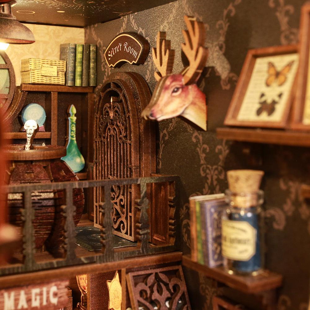 Diyion™ | DIY Booknook Kit (Magic Pharmacist) - Diyion