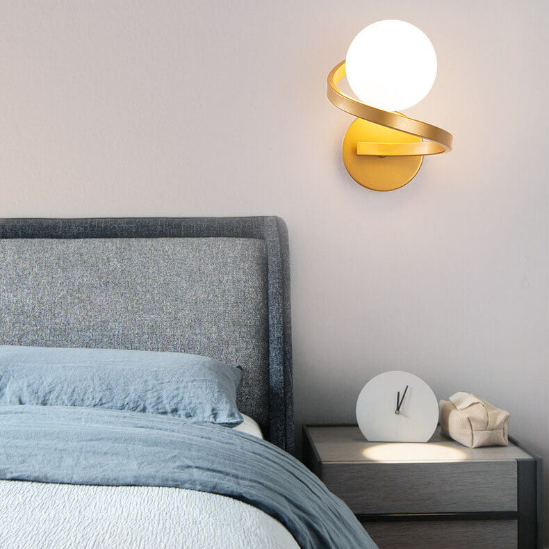 CurveLuxe – Sleek Iron Arch Wall Light