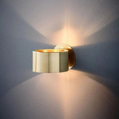 NaturaGlow – Sleek Design LED Wall Lamp