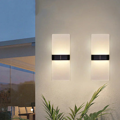 EcoRay - Solar-Powered Wall Light