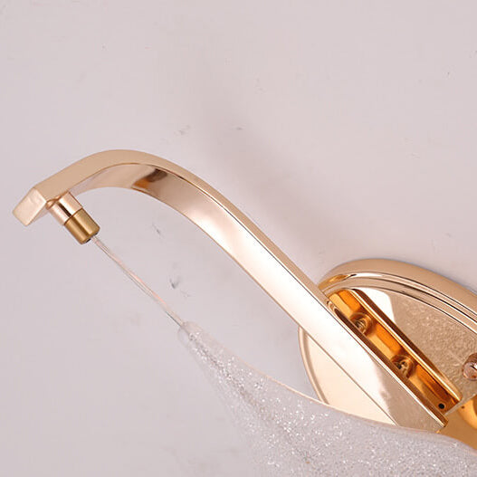 CascadeLight – Elegant LED Wall Lamp