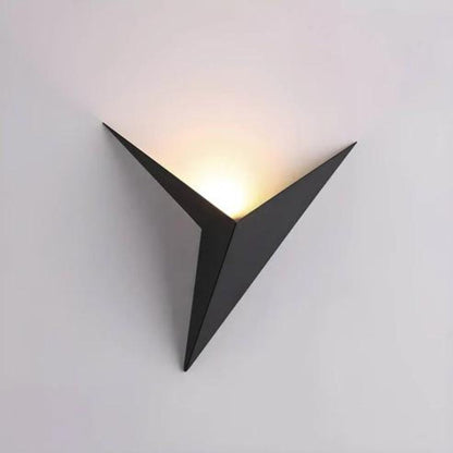 AuraEdge – Energy-Efficient LED Wall Lamp