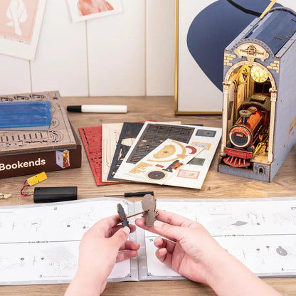 Diyion™ | Vintage Railway Book Nook Tunnel Light - Diyion