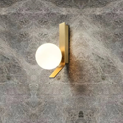 GildedLume – Wall Light with Golden Glass Sphere
