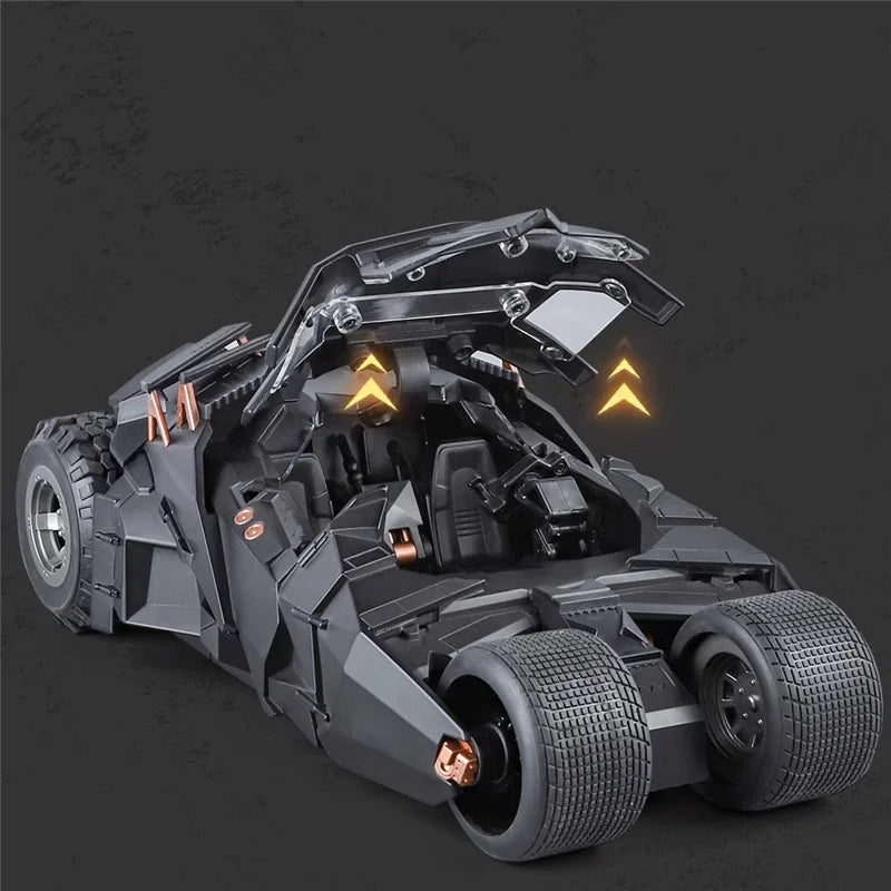 Diyion 1:18 Batmobile in 1989 Black, an alloy and plastic movie model for Batman collectors and display decor