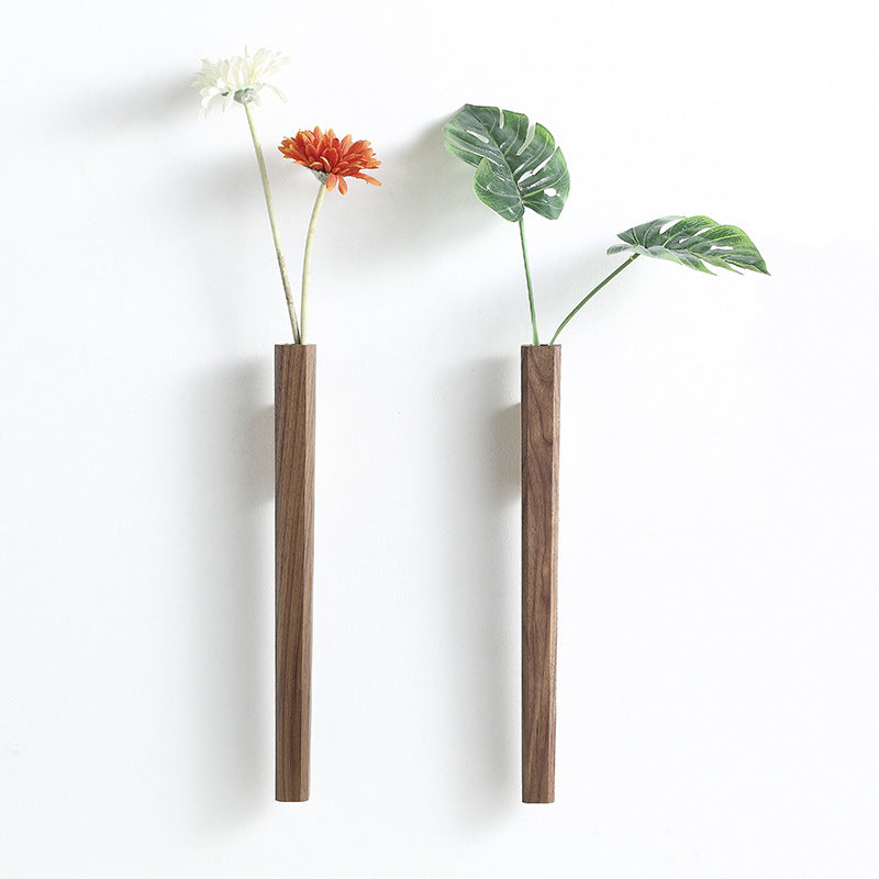 BloomCrest - Elegant Wall Vase Trio