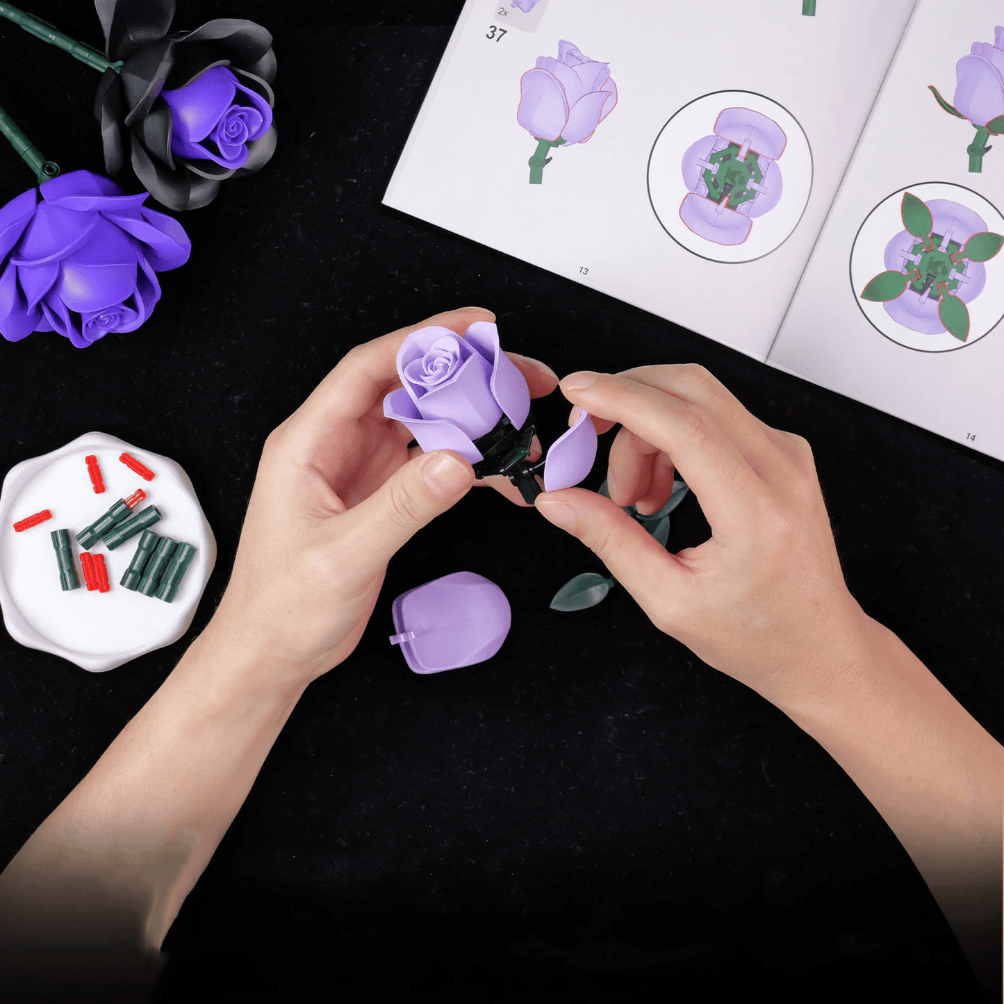 Diyion™ | Purple Rose Bouquet Building Block Set - Diyion