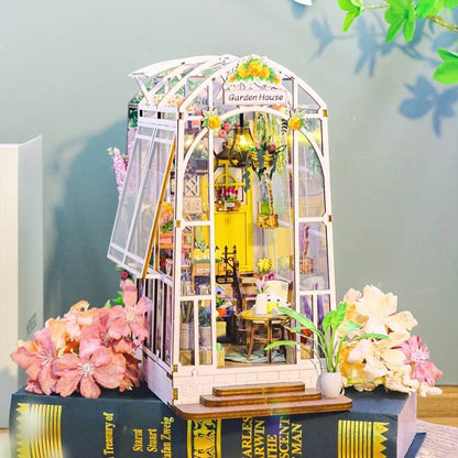 Garden House |  DIY Book Nook Kit