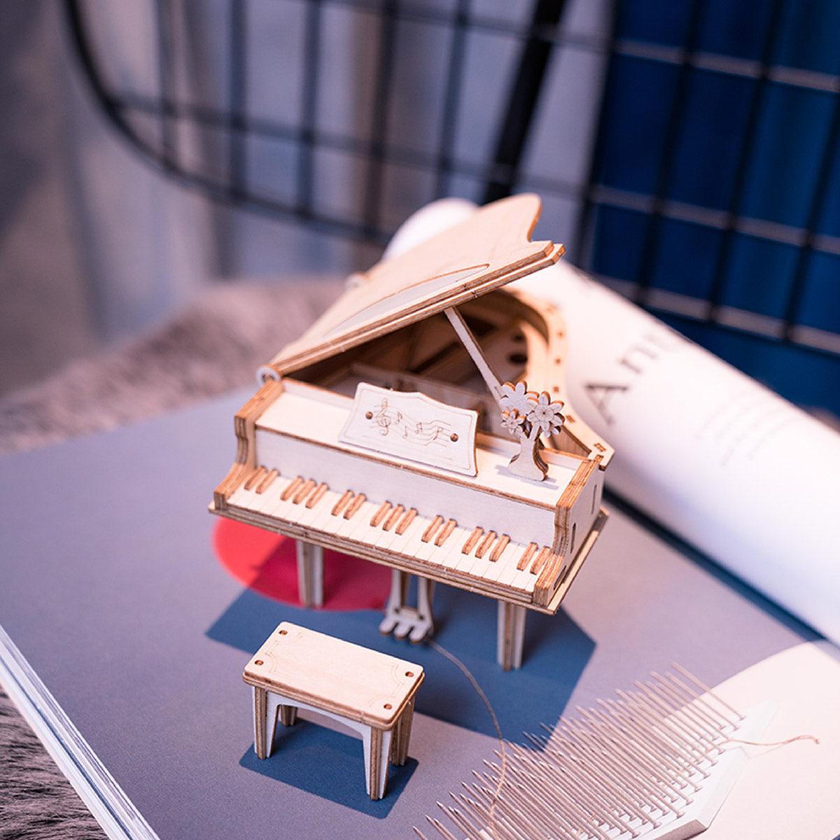 Diyion™ | Classic Grand Piano - Wooden 3D Assembly Model - Diyion