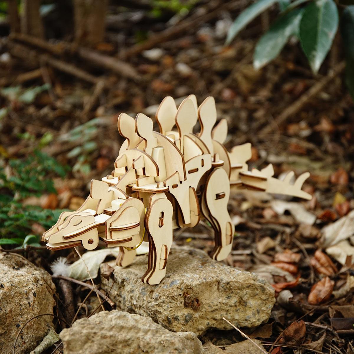 Diyion™ | Jurassic Explorer - Remote Control Walking Stegosaurus - Diyion
