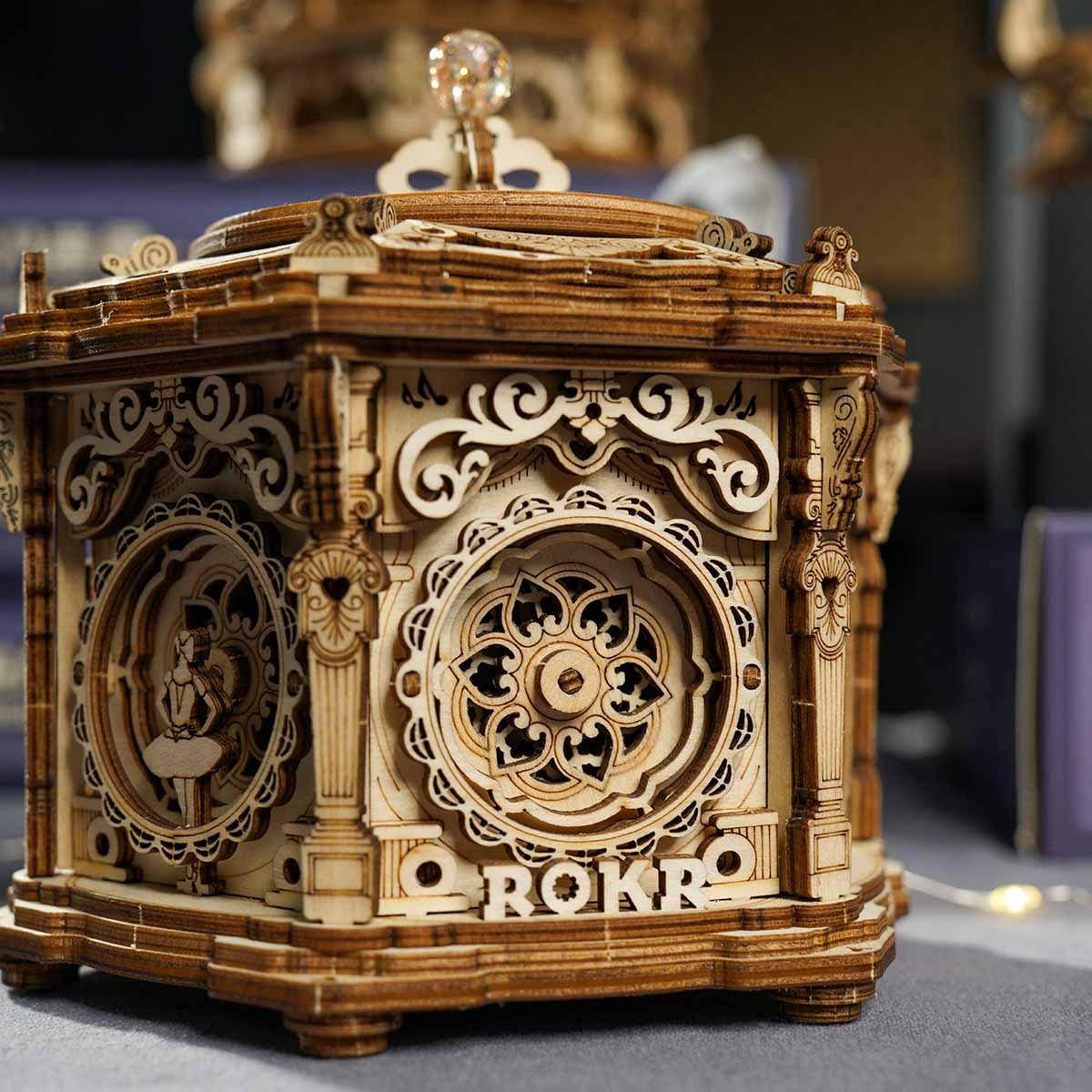 Diyion™ | Mystical Clockwork Garden - Diyion