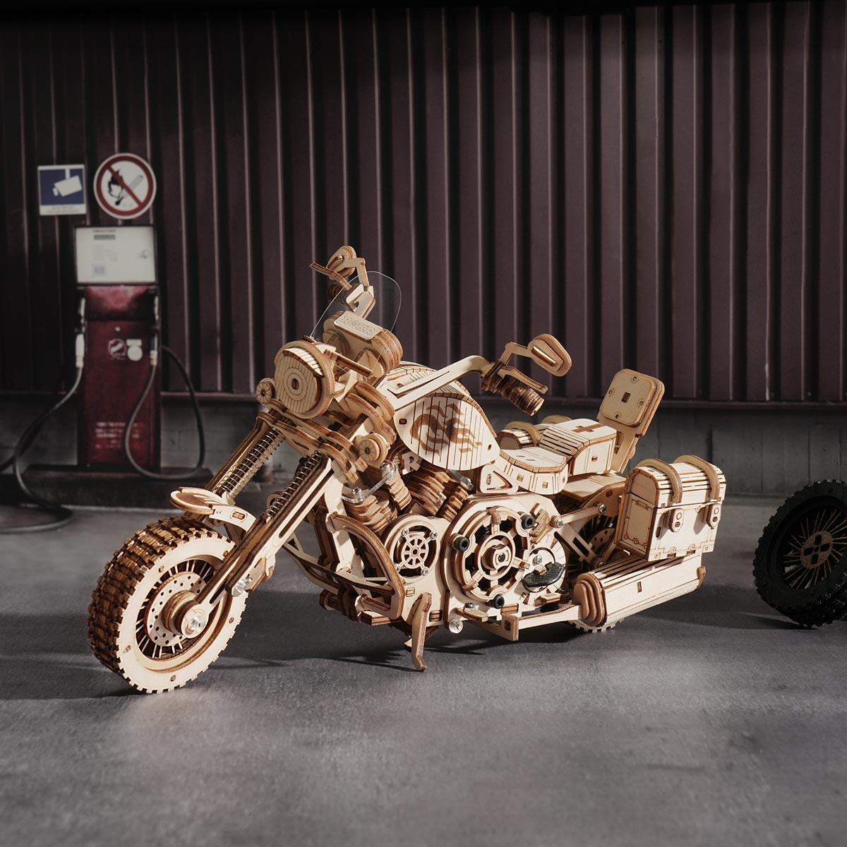 Diyion™ | Wild West Cruiser 3D Wooden Motorcycle Puzzle - Diyion