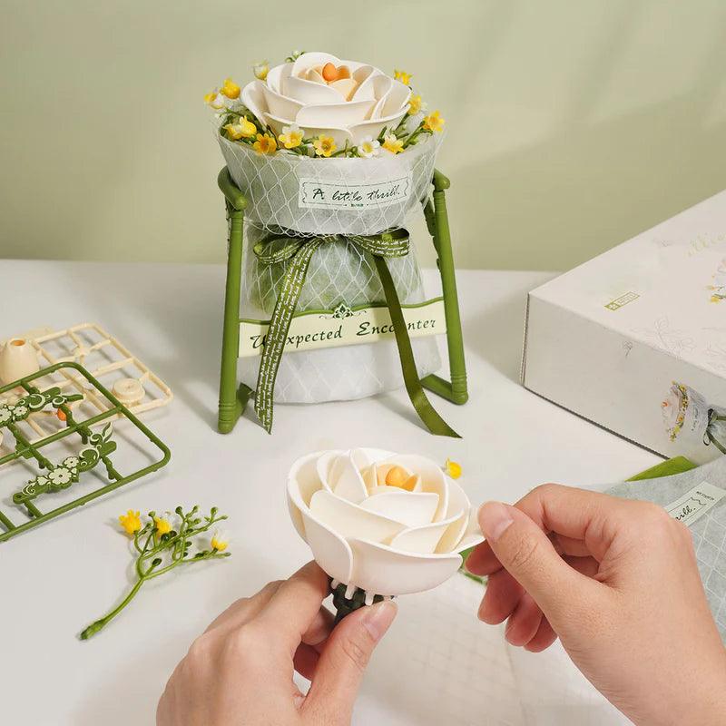 Diyion™ | A Little Thrill Miniature Blooms - Diyion