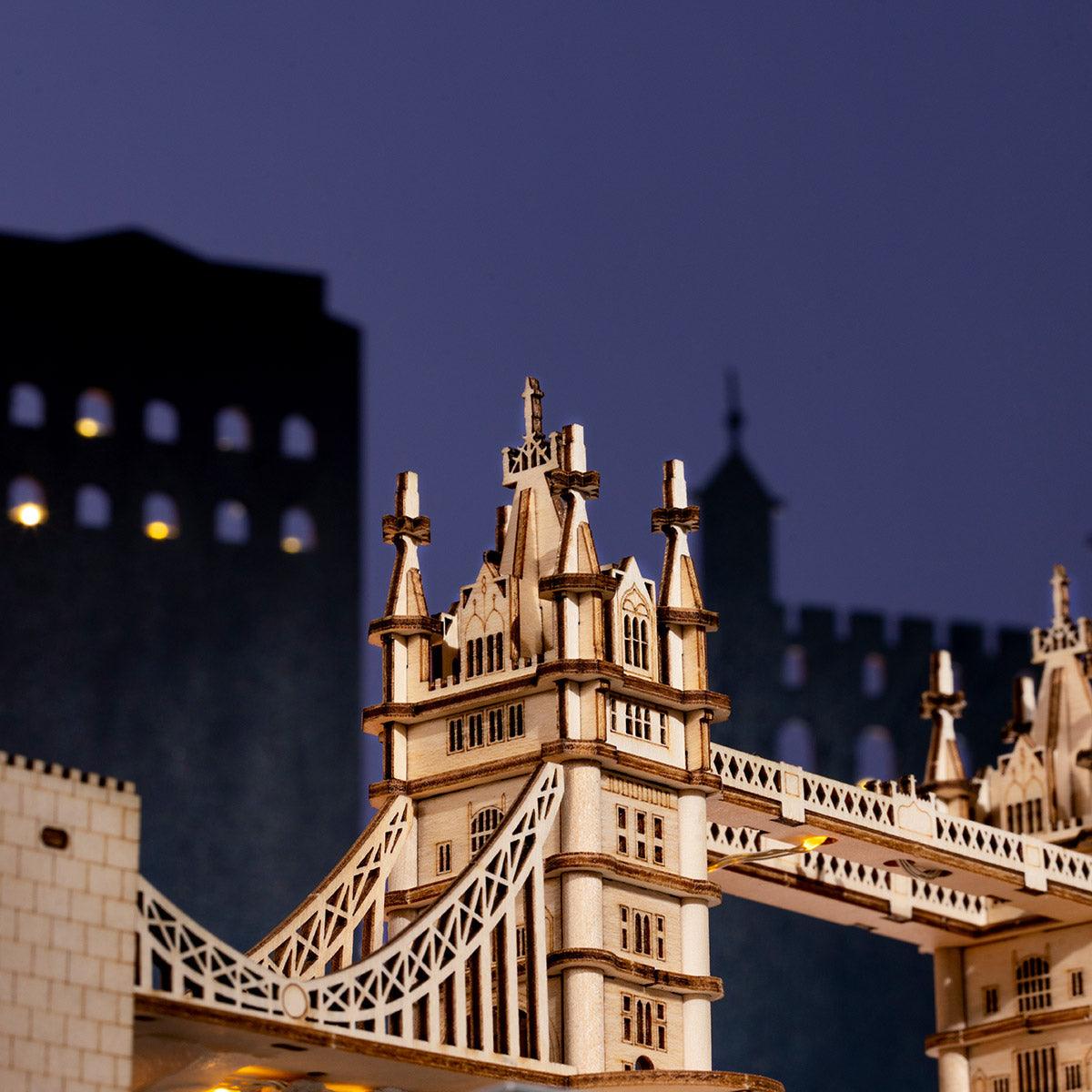 Diyion™ | Illuminated Tower Bridge 3D Wooden Puzzle - Diyion