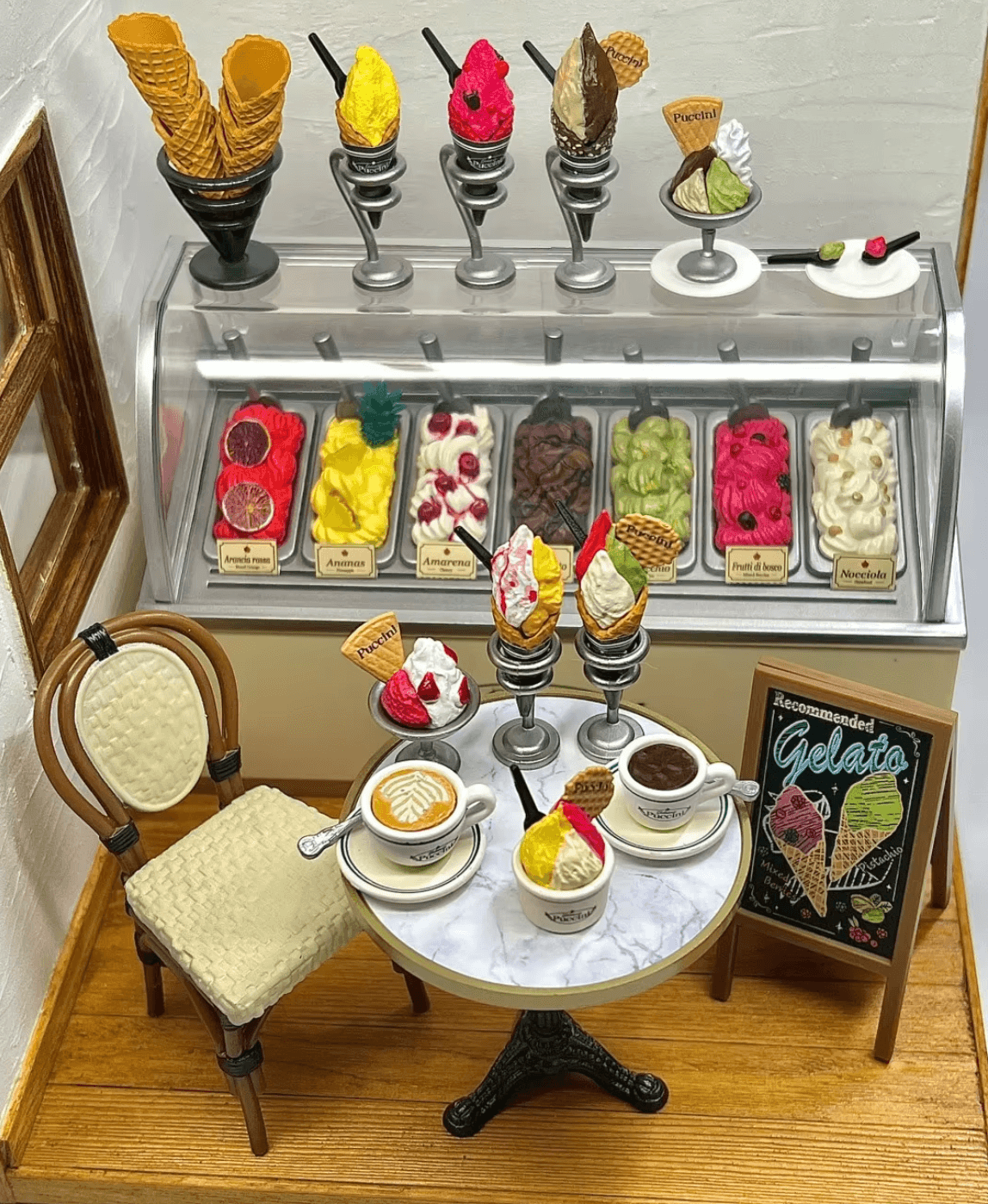 Diyion™ | Ice Cream Cone Shop The Desired Old Shop Miniature - Diyion