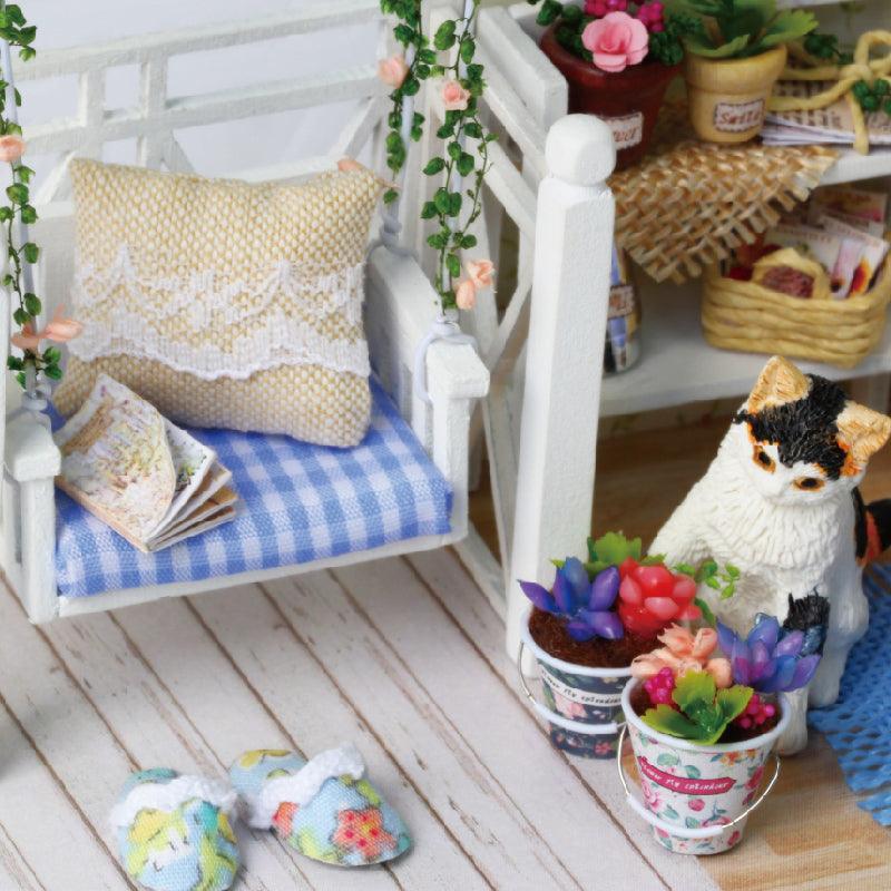 Diyion™ | DIY Dollhouse Kit (Kitten Diary) - Diyion