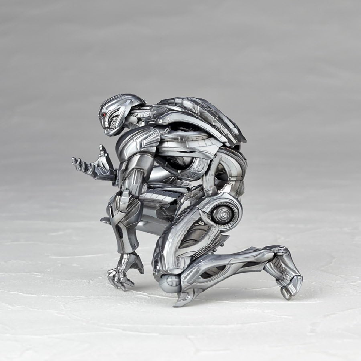 Diyion | Ultimate Ultron Action Figure - The Avengers: Age of Ultron