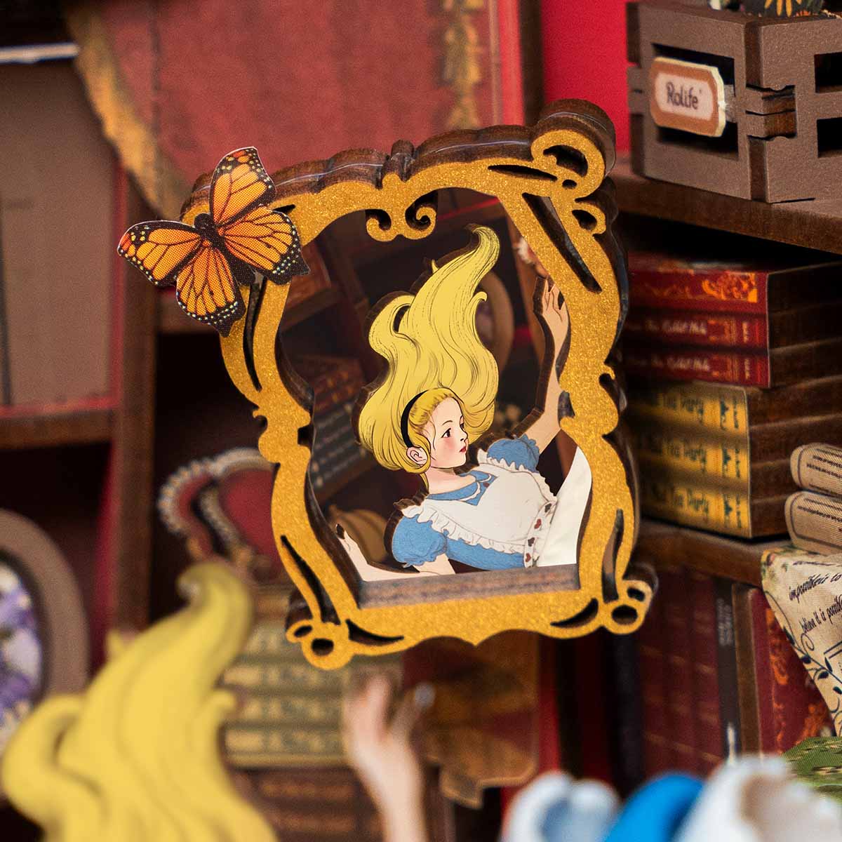 Diyion™ | Fall Into Wonder Miniature Book Nook Kit