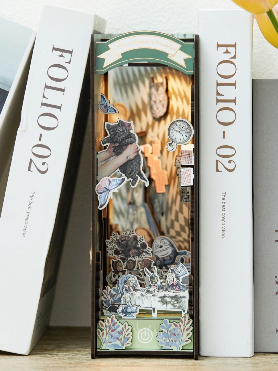 Alice In Wonderland DIY Book Nook Kit - DIYION
